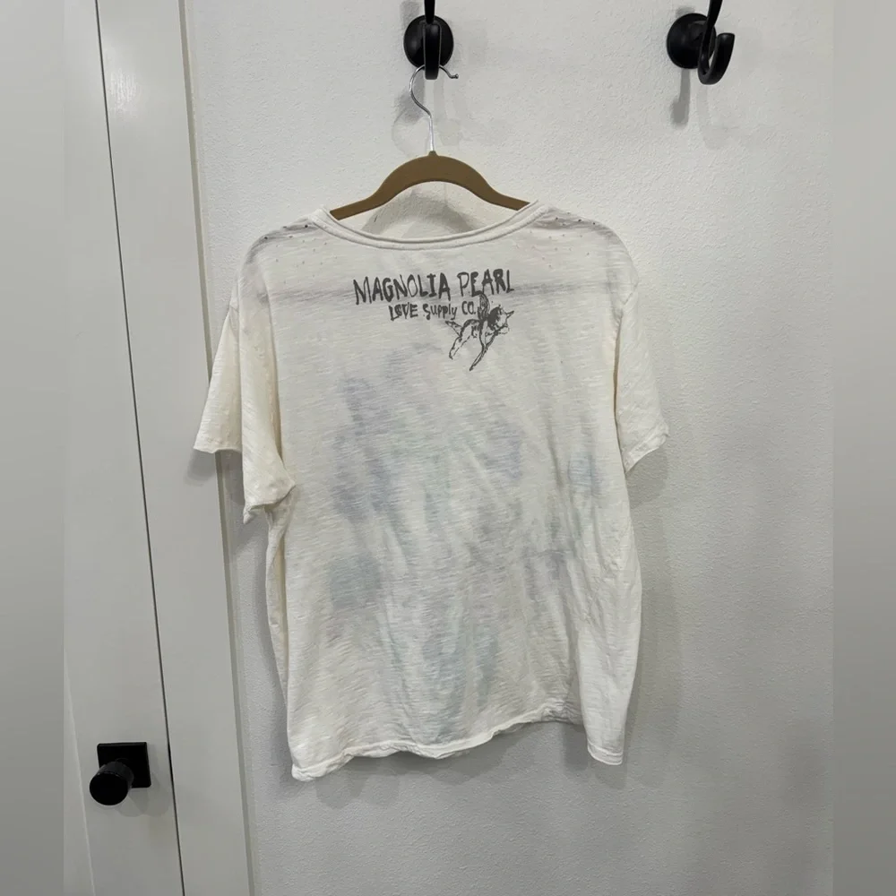 Magnolia Pearl Iris Tee - Picture 4 of 5